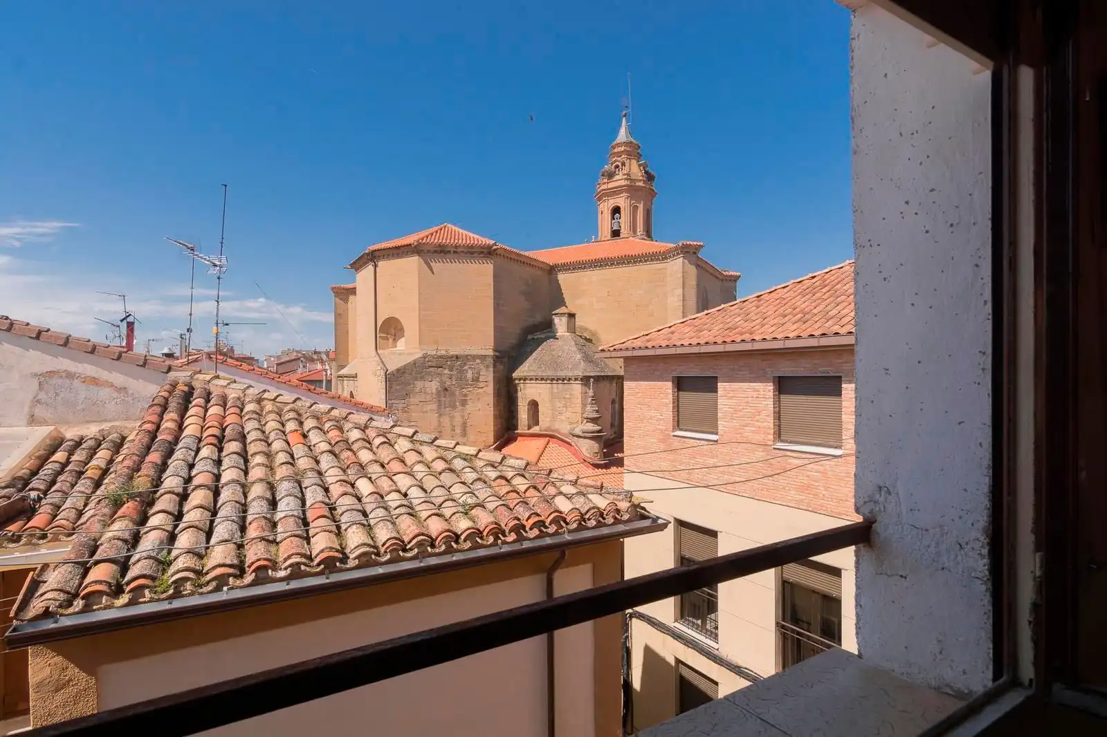 Exterior view of Houses for sale in Lerín  with Furnished and Balcony