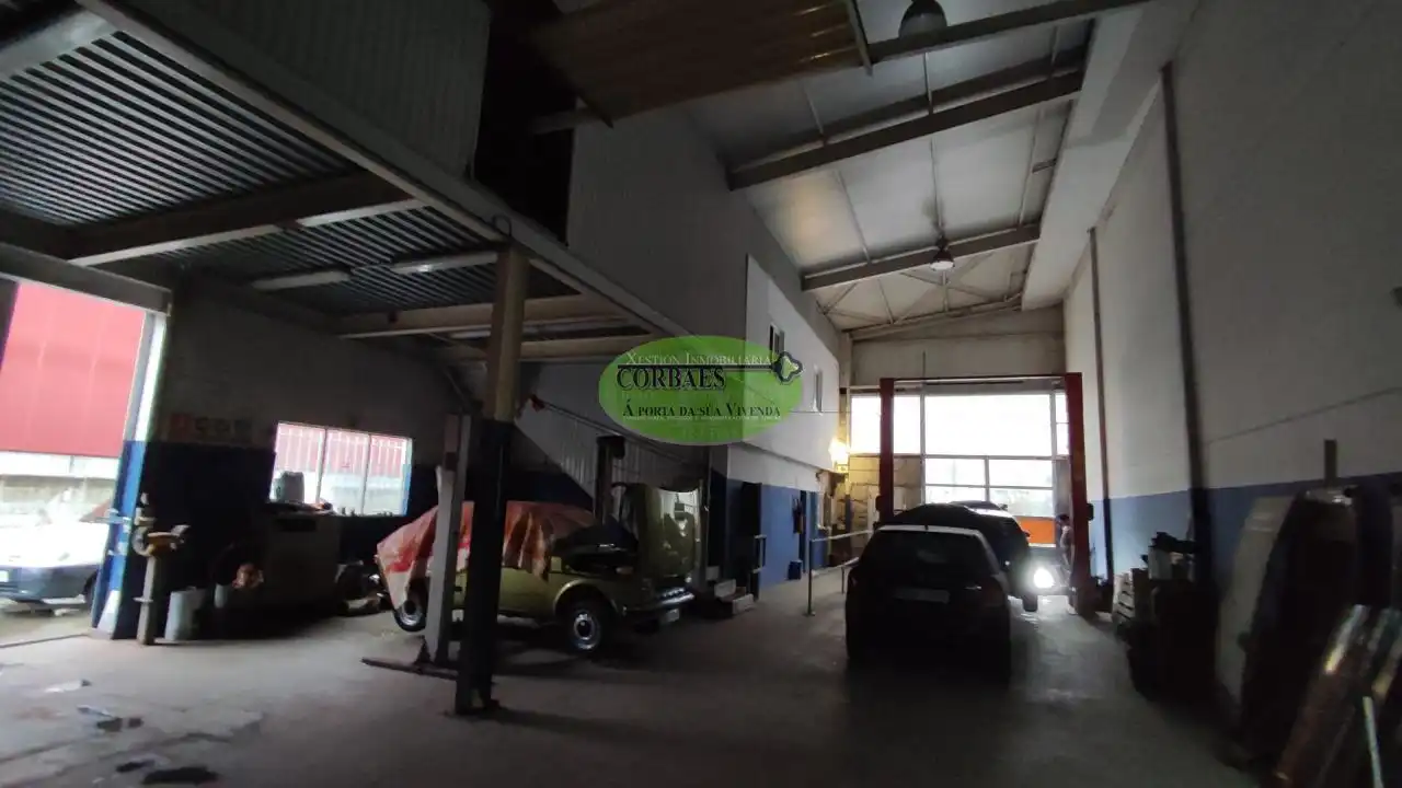 Nave industrielle à vendre à San Cibrao das Viñas