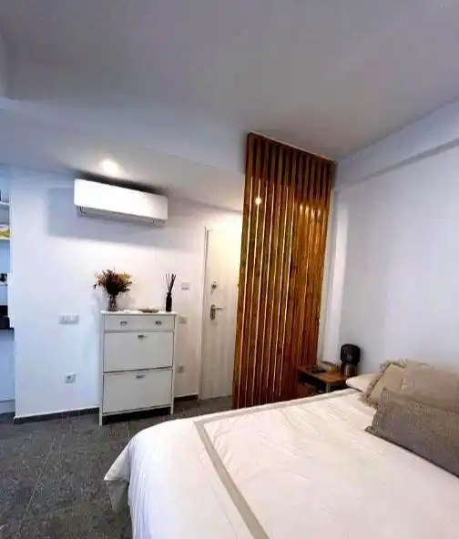 Bedroom of Study for rent in  Santa Cruz de Tenerife Capital  with Air Conditioner and Furnished