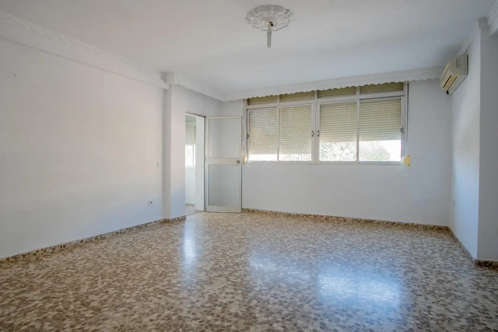 Flat for sale in Calle RAMON MENENDEZ PIDAL, imagen 2