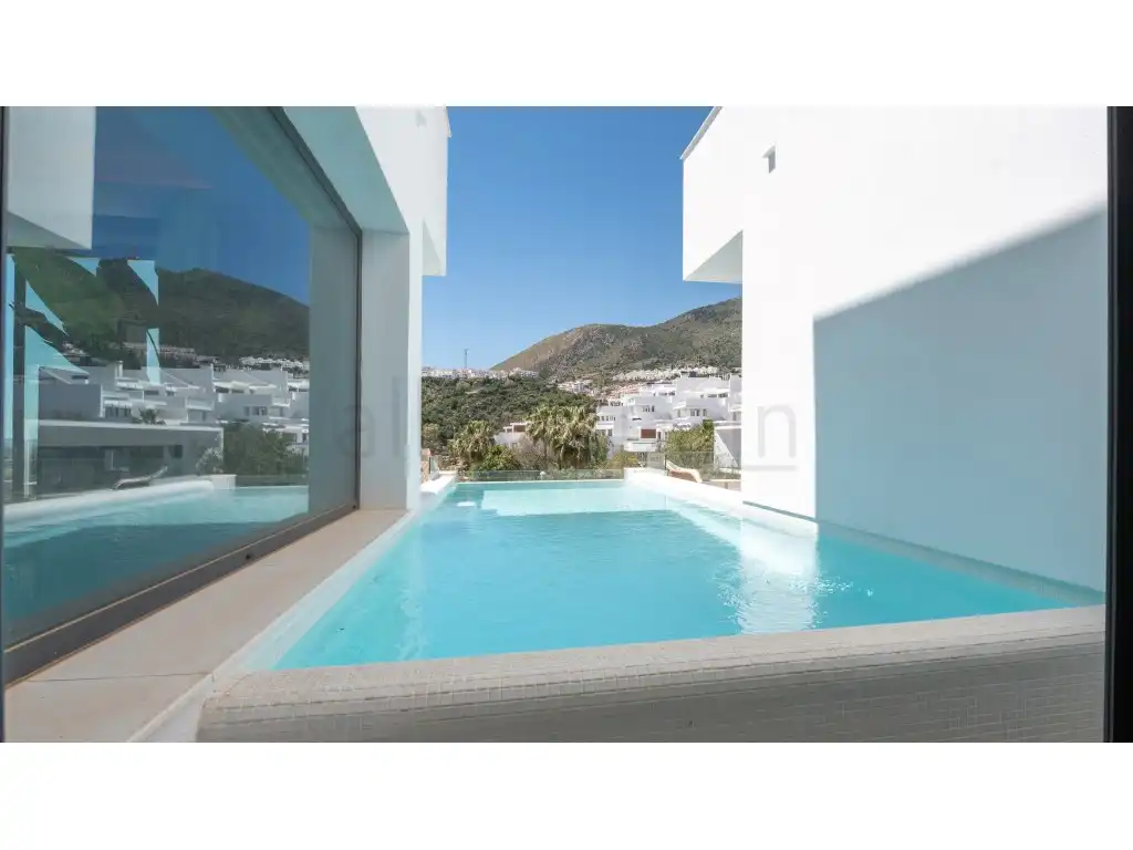 House with pool for sale in Calle Pecana, imagen 8