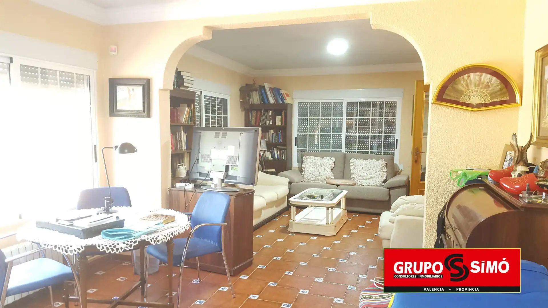 Sala d'estar de Casa o xalet de lloguer en Picassent amb Aire condicionat, Calefacció i Jardí privat