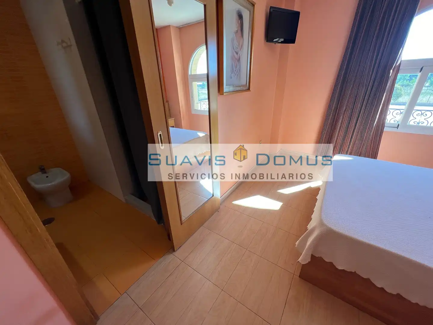 Habitación de Edificio en venta en Coreses con Alarma