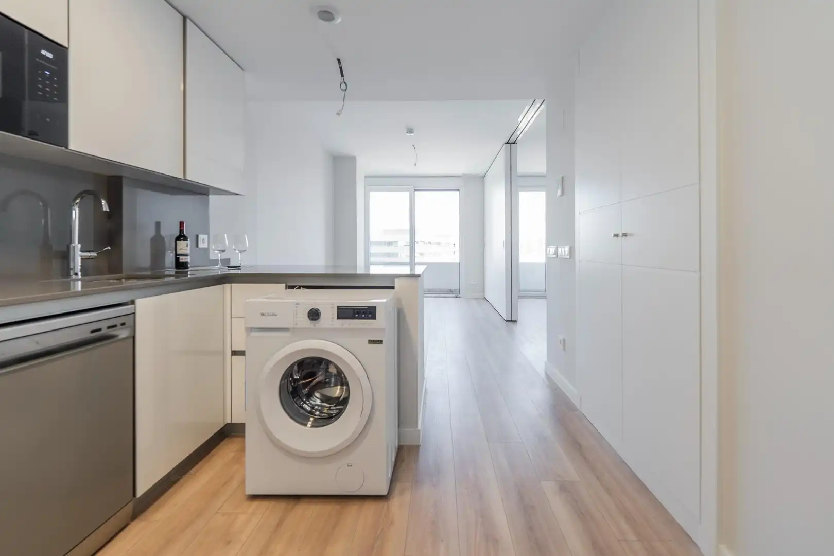 Cocina de Apartamento en venta en Madrid con Aire acondicionado, Calefacción y Jardín privado