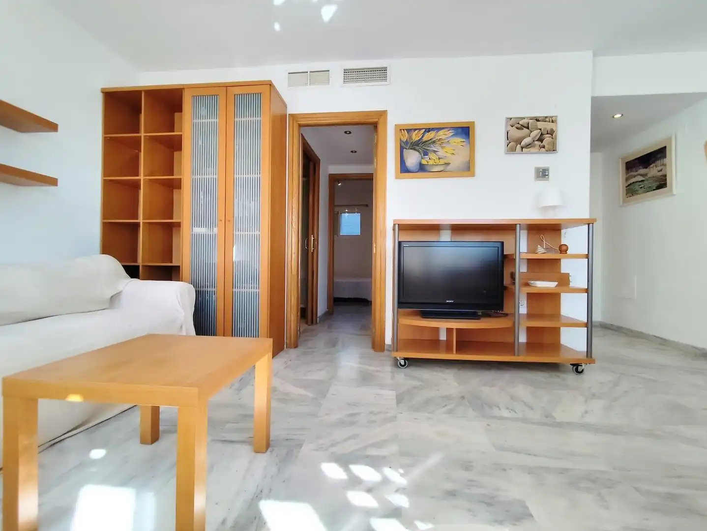 Sala de estar de Piso en venta en Torremolinos con Aire acondicionado, Trastero y Amueblado
