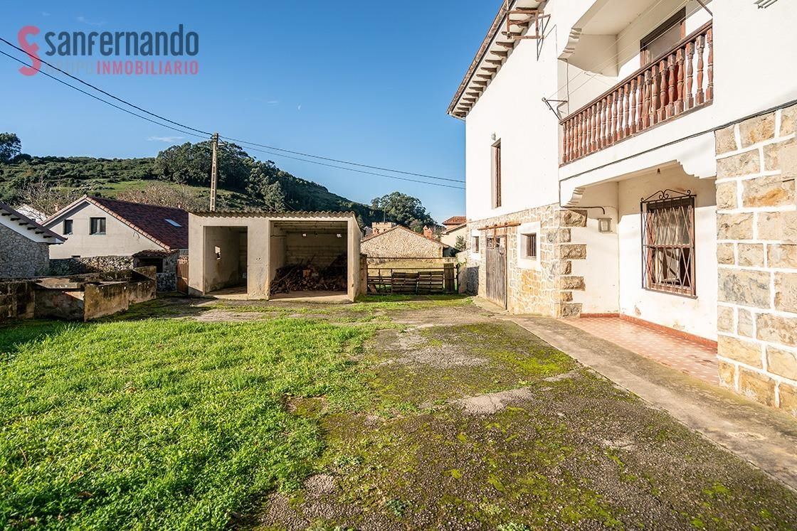 Vista exterior de Casa o chalet en venta en Alfoz de Lloredo