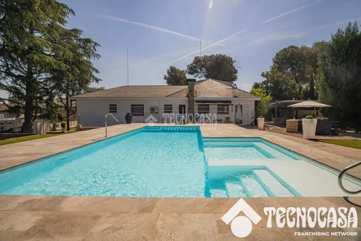 Casa o xalet en venda a Canovelles