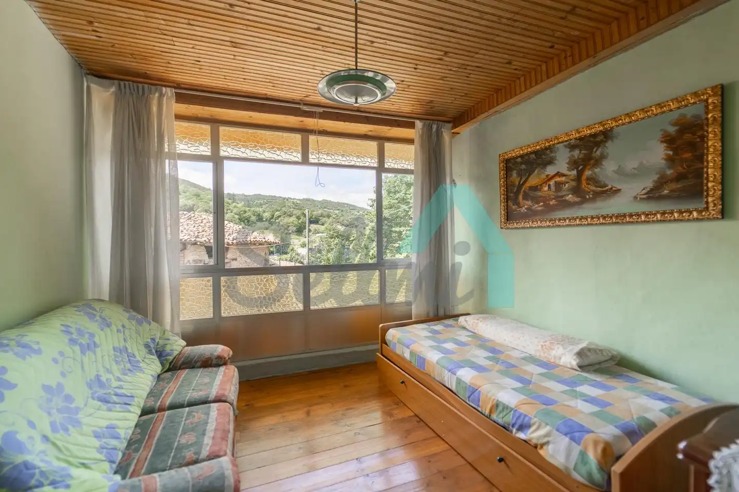 Schlafzimmer von Einfamilien-Reihenhaus zum Verkauf in Onís mit Heizung, Abstellraum und Balkon