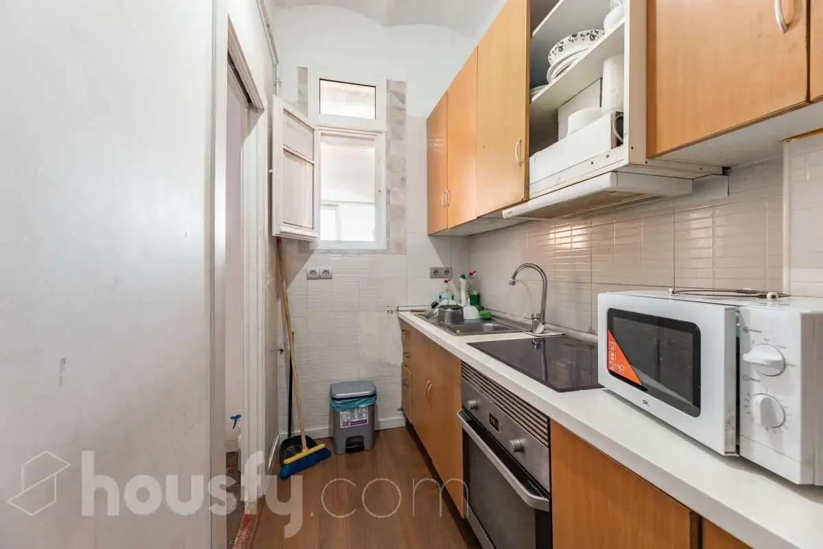 Kitchen of Flat for sale in Cornellà de Llobregat  with Balcony