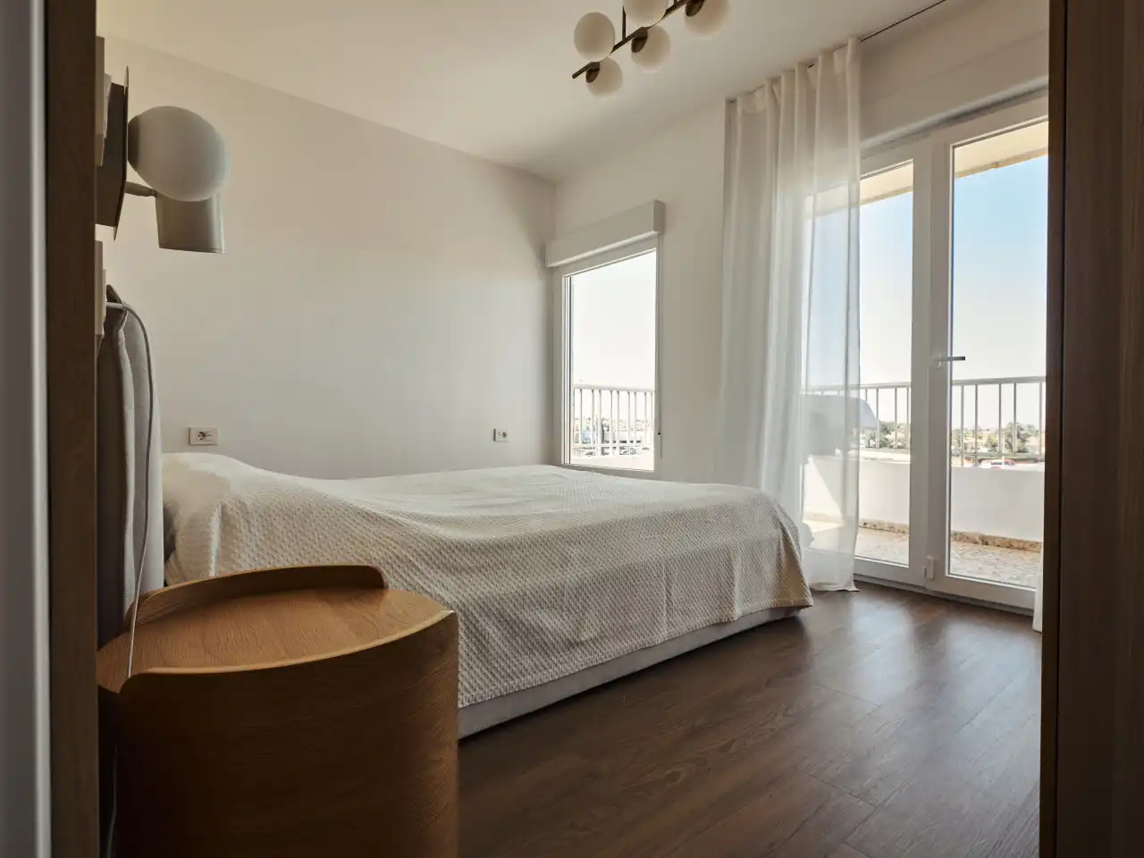 Schlafzimmer von Wohnungen zum Verkauf in Torrevieja mit Klimaanlage, Heizung und Terrasse