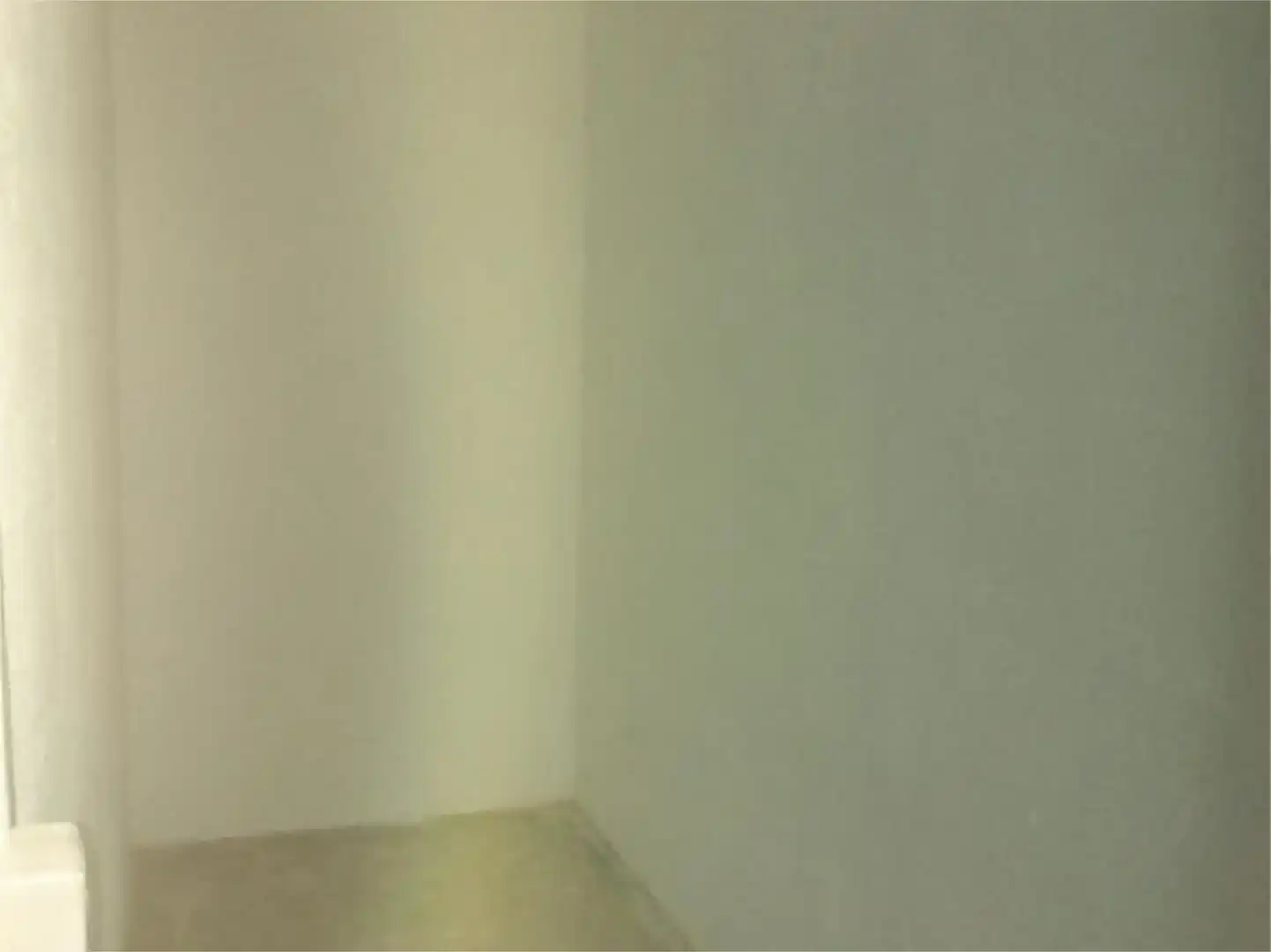 Flat for sale in Tomares  with Air Conditioner and Swimming Pool