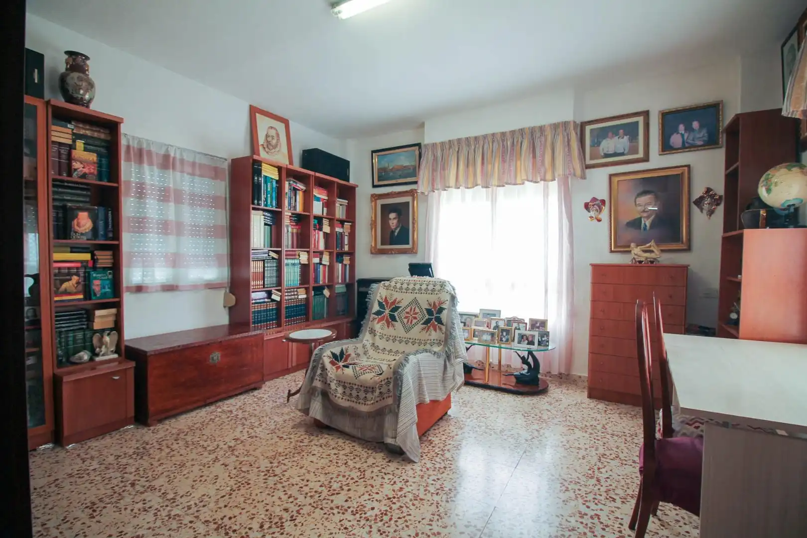 Living room of Houses for sale in Crevillent  with Private garden, Terrace and Storage room