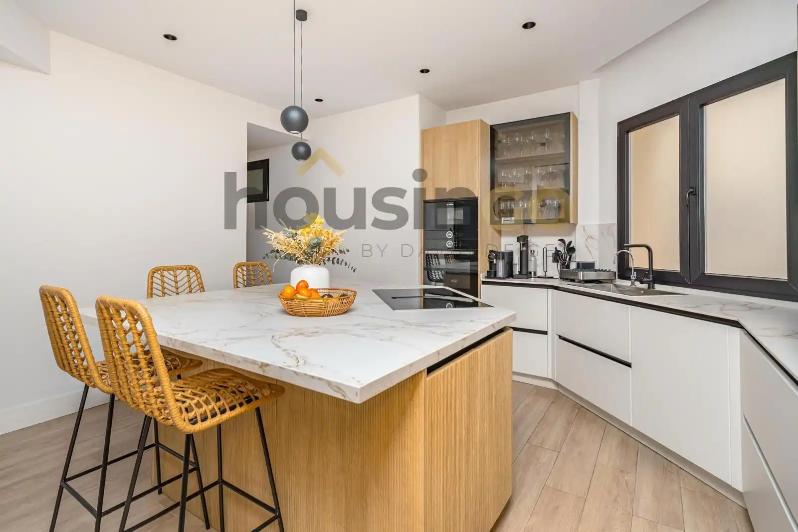 Küche von Wohnung zum Verkauf in Madrid mit Heizung, Terrasse und Abstellraum