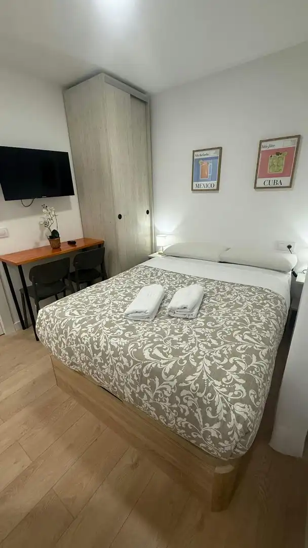Schlafzimmer von Wohnung zur Miete in Villaverde