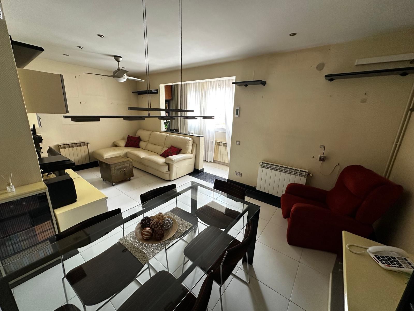 Living room of Flat for sale in  Barcelona Capital  with Heating