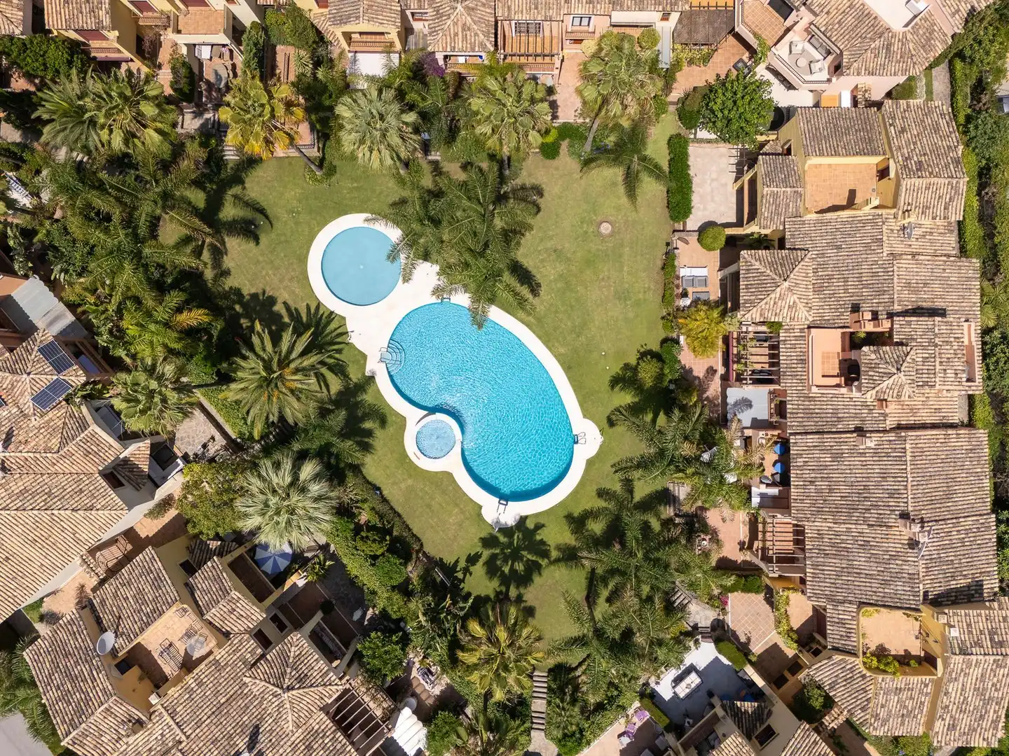 Adossat amb piscina en venda a Lugar Urbanizacion Lomas de Rio Verde 81B, imagen 9
