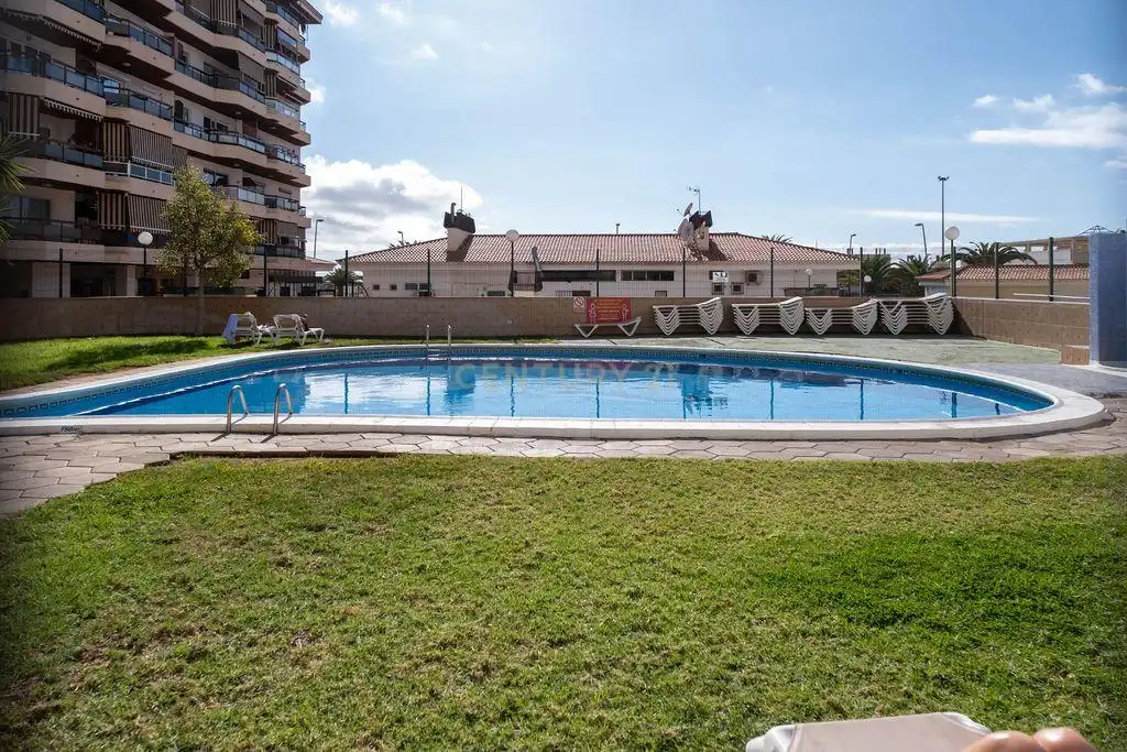 Piscina de Piso en venta en Arona con Piscina comunitaria