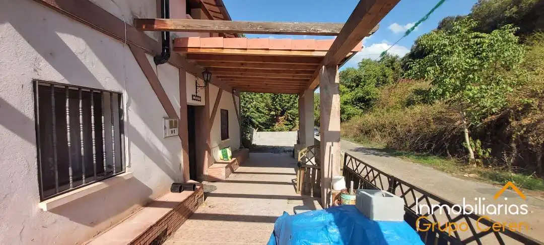 Houses for sale in Bobadilla