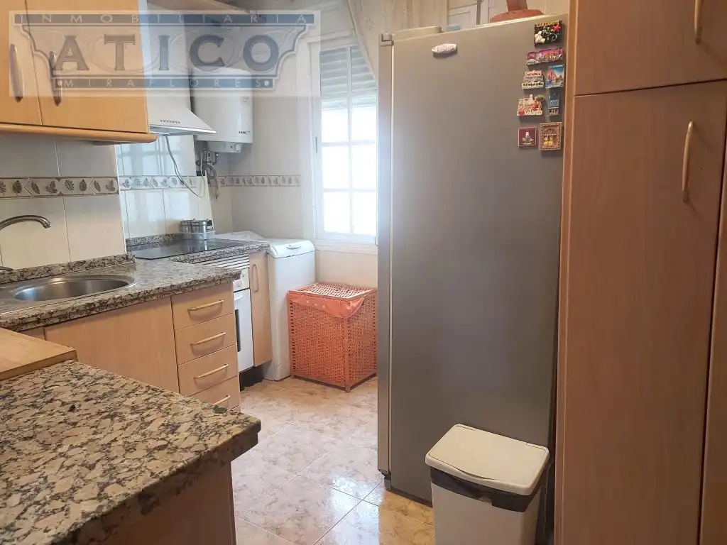 Kitchen of Flat for sale in Sevilla  with Air Conditioner and Terrace