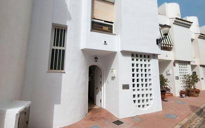 Exterior view of Single-family semi-detached to rent in Almuñécar  with Terrace and Balcony