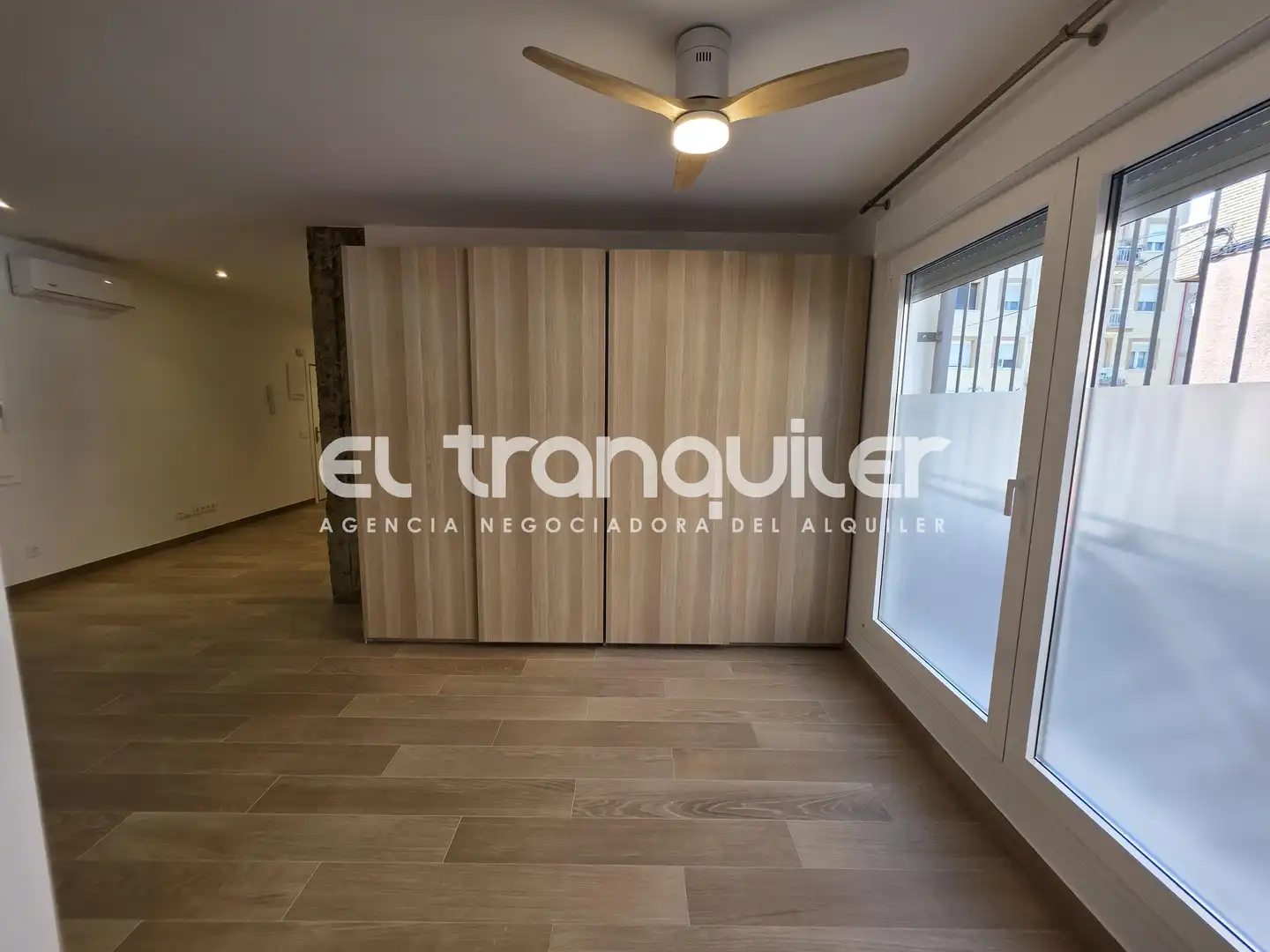 Schlafzimmer von Wohnung zur Miete in Madrid mit Klimaanlage