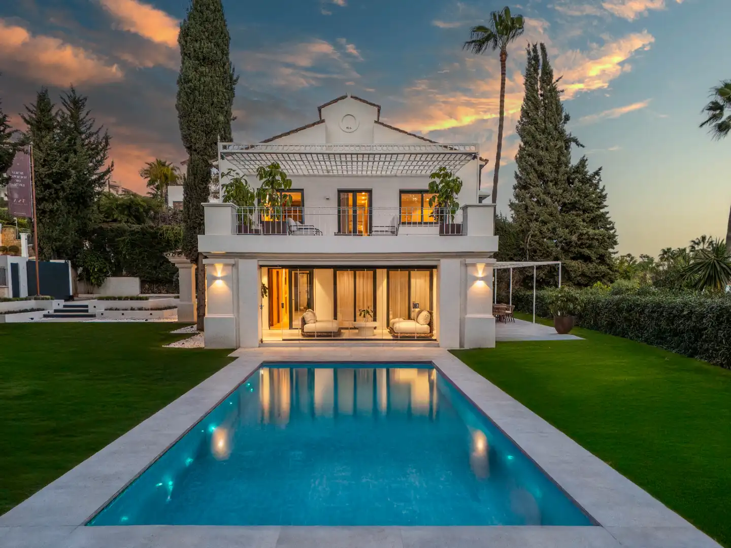 Chalet con piscina en venta en Nueva Andalucía, imagen 3