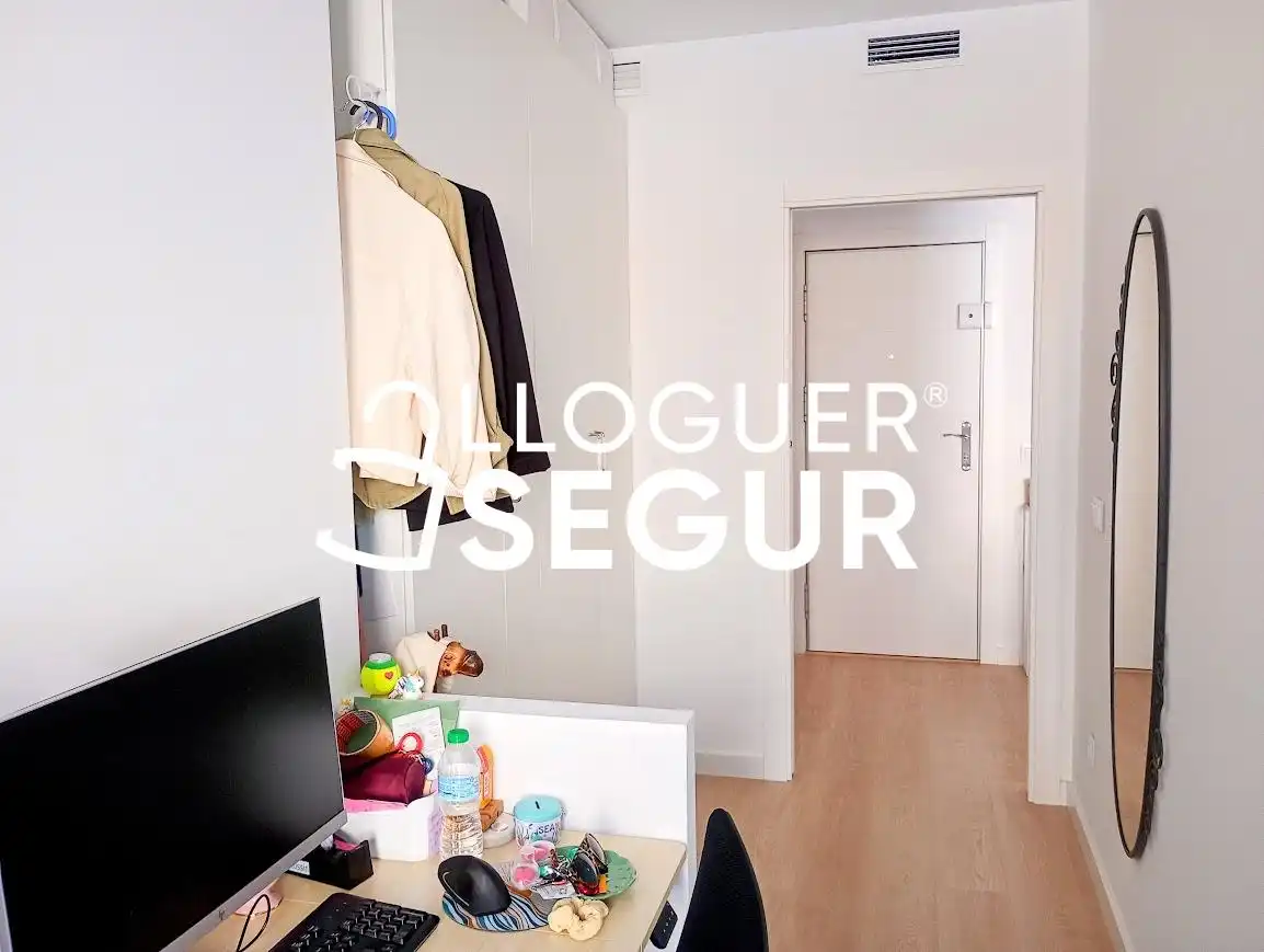 Schlafzimmer von Wohnung zur Miete in Sant Boi de Llobregat mit Klimaanlage und Terrasse