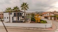 Vista exterior de Casa o xalet en venda en La Zubia amb Aire condicionat i Terrassa