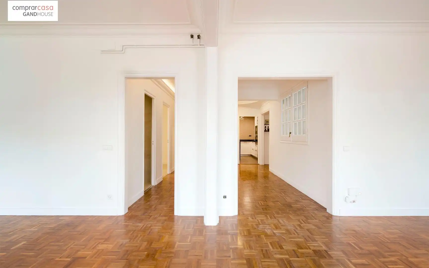 Piso en venta en Barcelona con Calefacción y Alarma