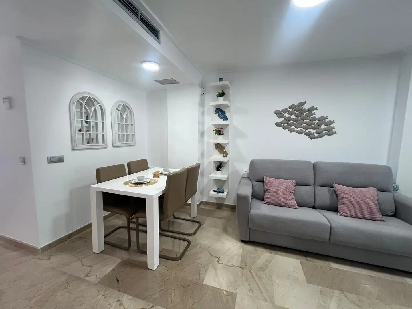 Wohnzimmer von Wohnungen zum Verkauf in Oropesa del Mar / Orpesa mit Klimaanlage, Terrasse und Abstellraum