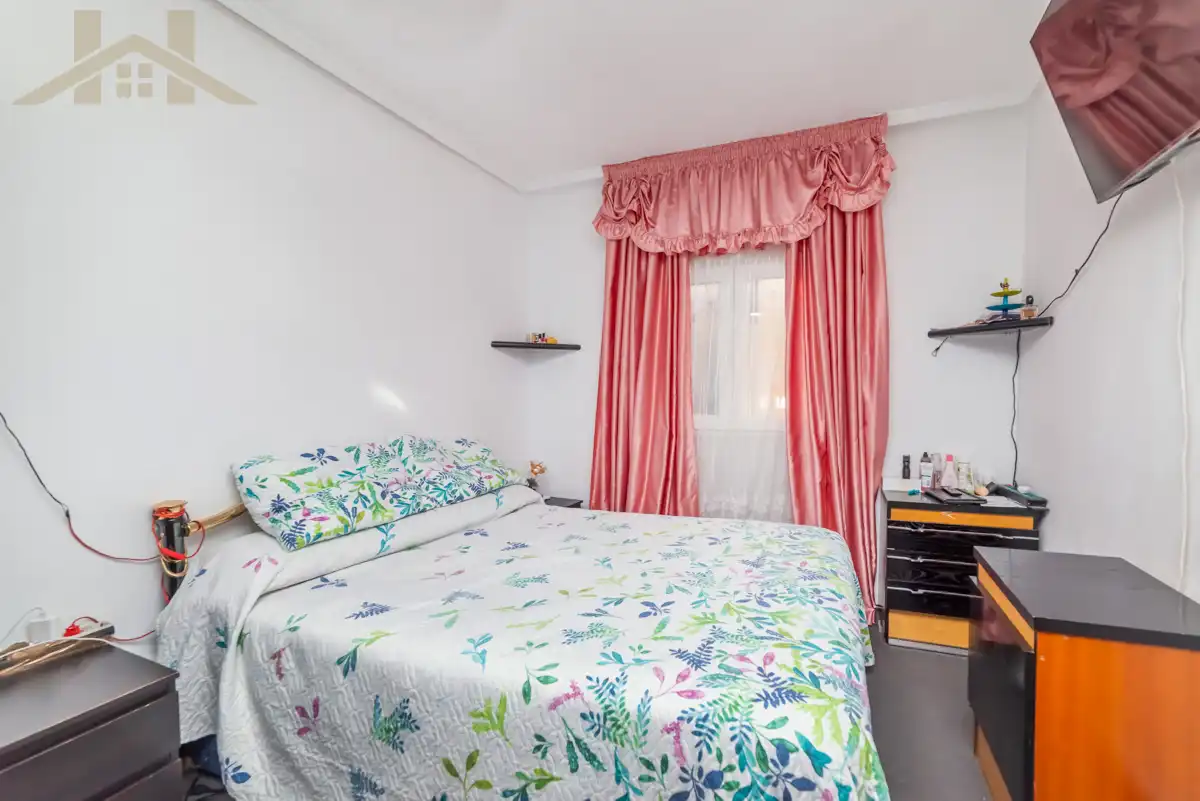 Schlafzimmer von Wohnung zum Verkauf in San Sebastián de los Reyes mit Heizung, Terrasse und Balkon