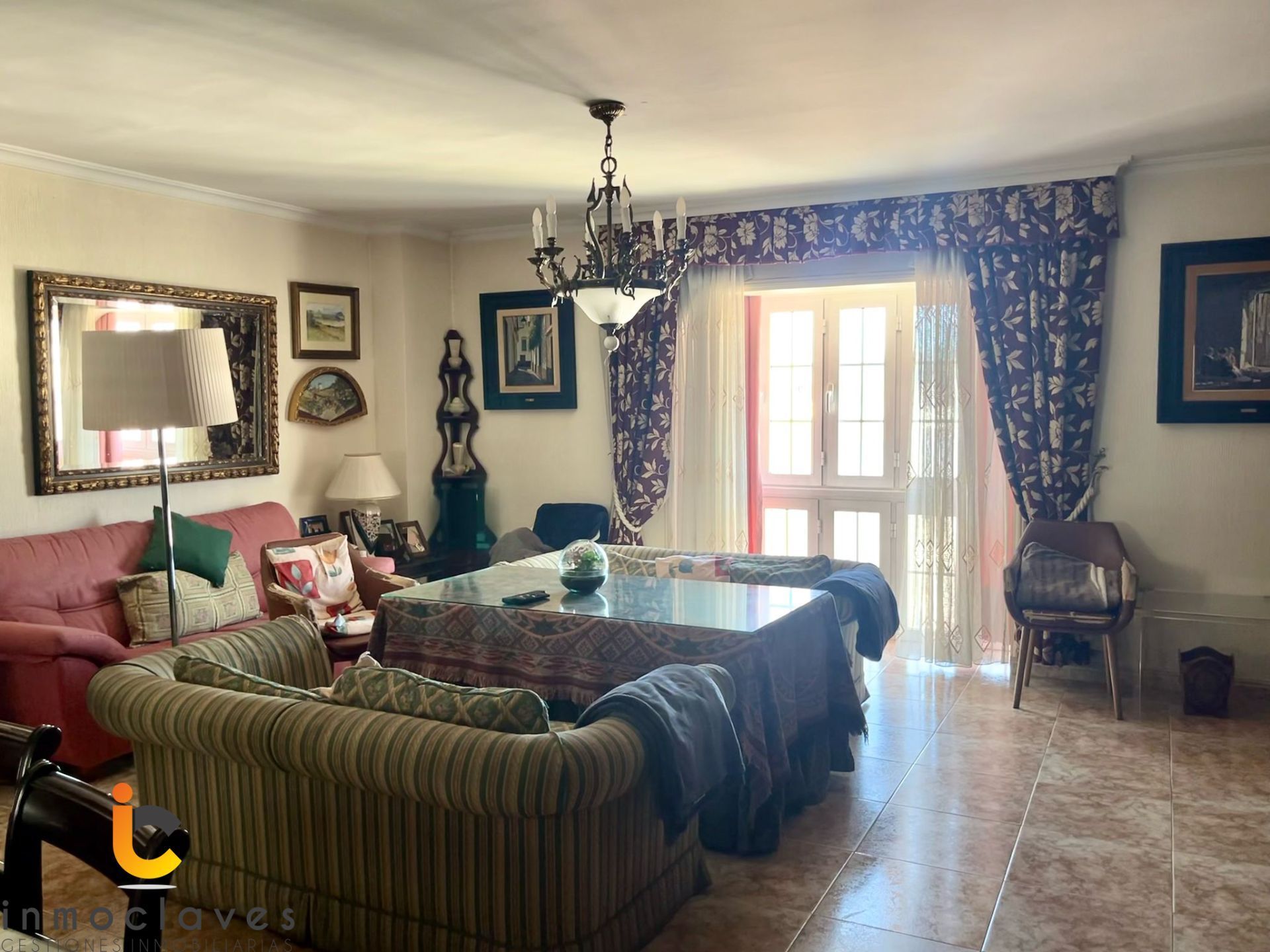 Flat for sale in Casco Antiguo