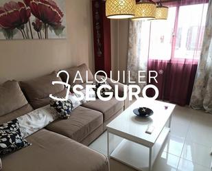 Sala d'estar de Pis de lloguer en  Sevilla Capital amb Aire condicionat i Moblat
