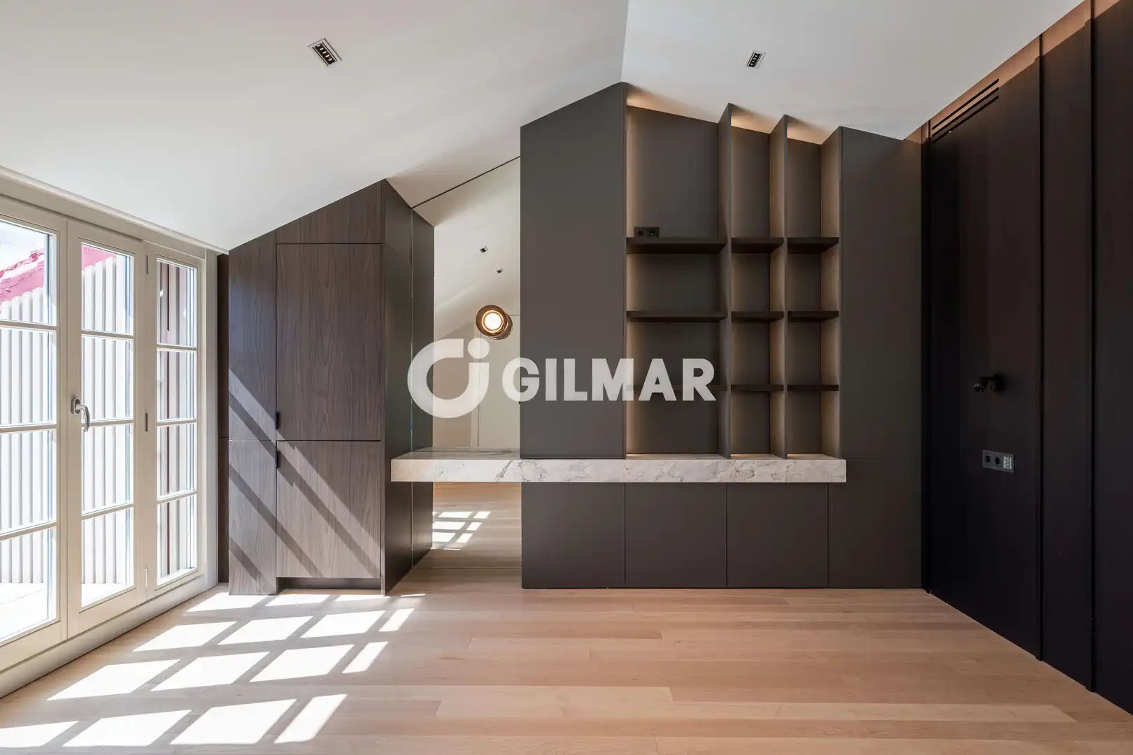 Dúplex en venta en Madrid con Calefacción y Balcón