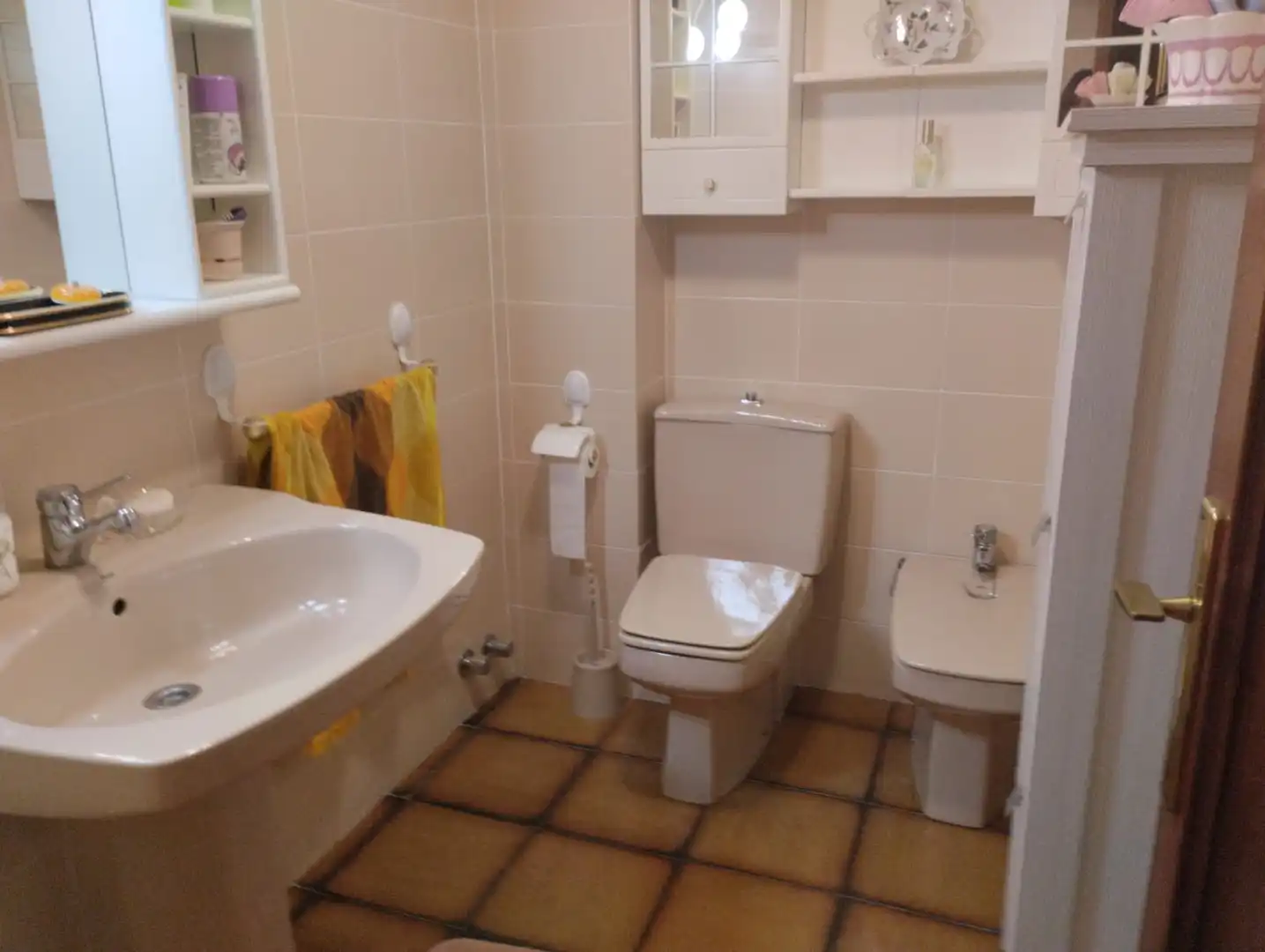 Baño de Casa adosada en venta en Laredo con Calefacción, Jardín privado y Terraza