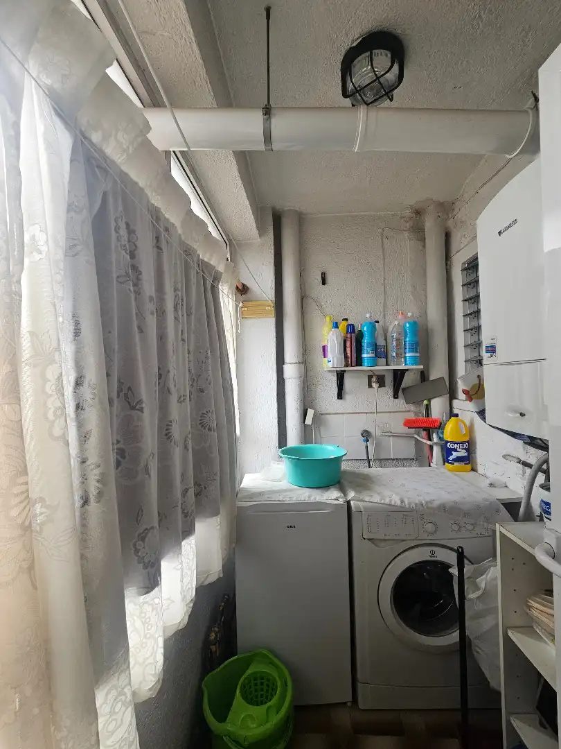 Kitchen of Flat for sale in Sabadell  with Heating, Oven and Balcony