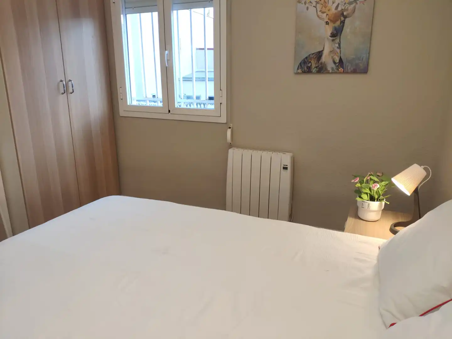 Room in Calle del Monte Oliveti, 30, Numancia