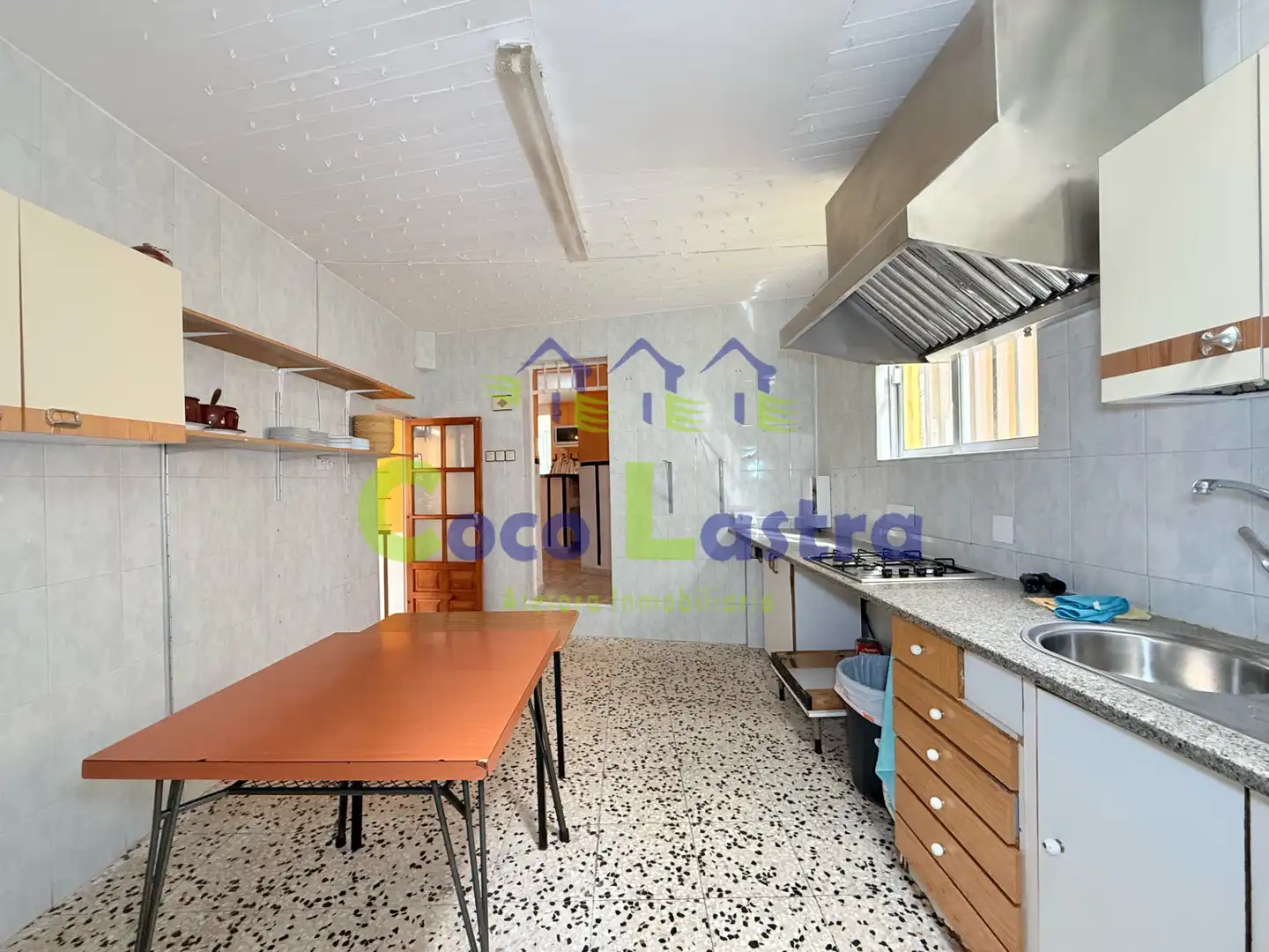 Cocina de Casa adosada en venta en Nava de Francia con Calefacción, Jardín privado y Terraza