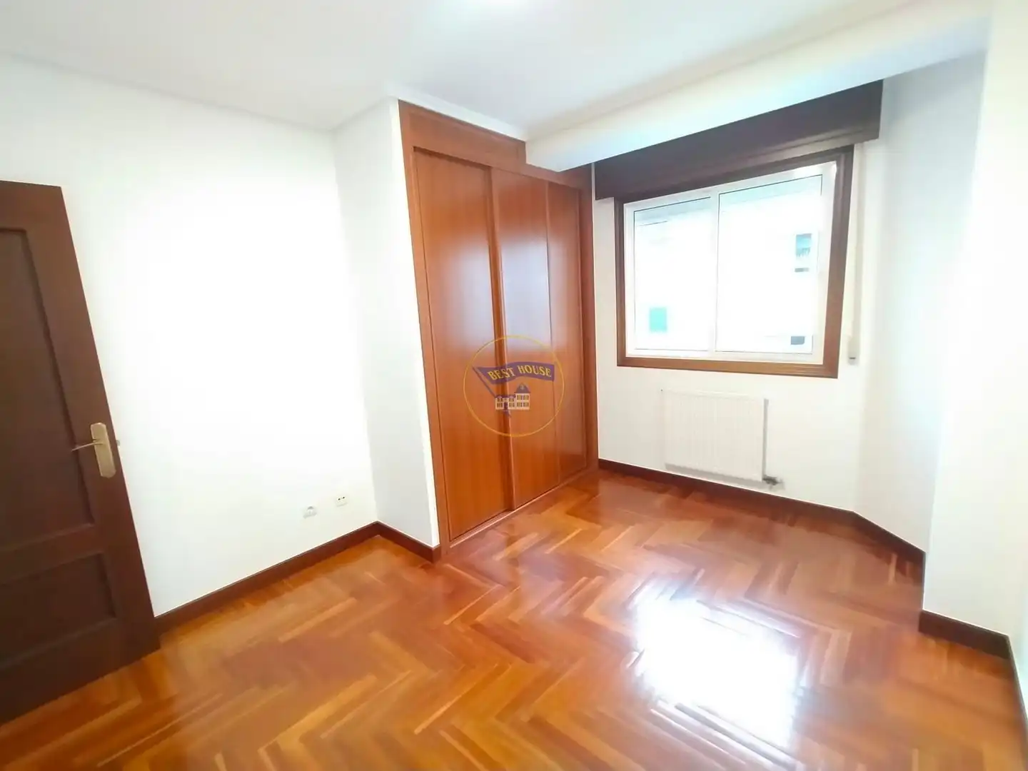 Bedroom of Flat for rent in Vigo   with Heating, Parquet flooring and Furnished