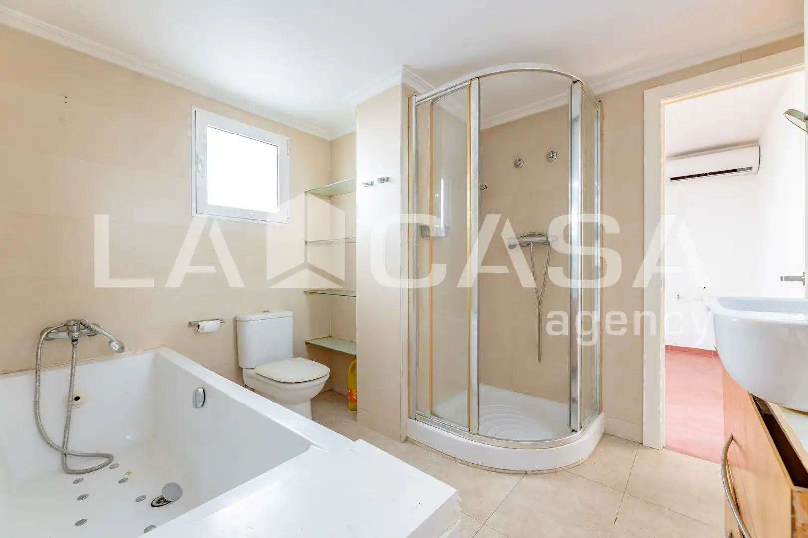 Baño de Piso en venta en Valencia