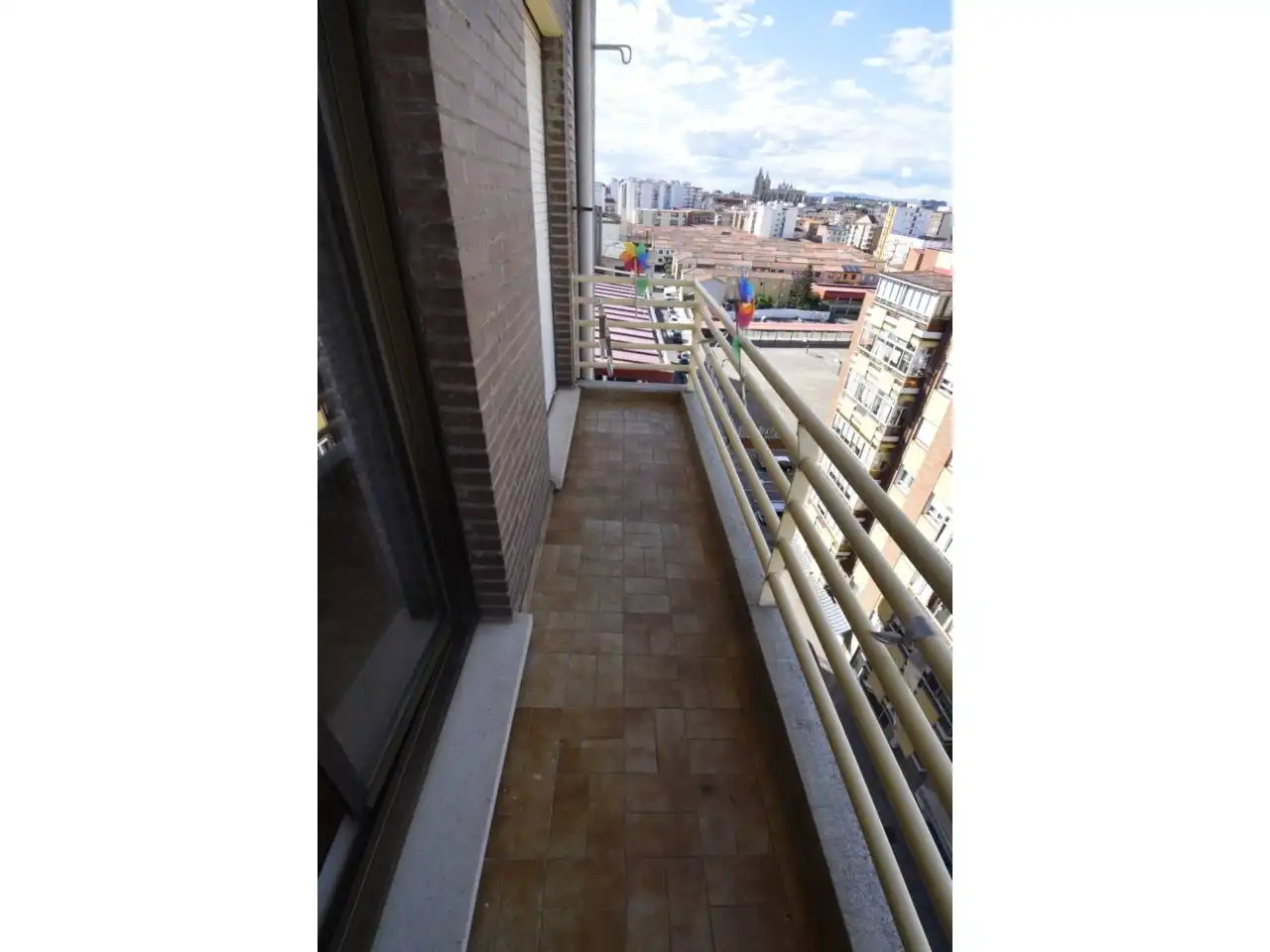 Terrasse von Wohnung zur Miete in León Capital  mit Heizung, Parkett und Terrasse