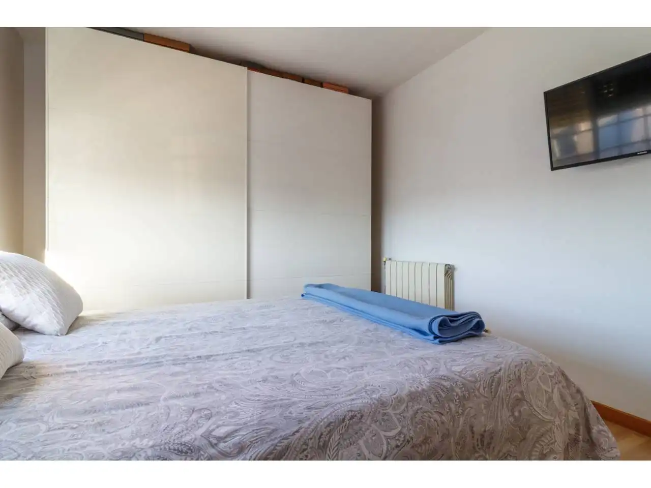 Bedroom of Attic for sale in Castelldefels  with Air Conditioner, Heating and Parquet flooring