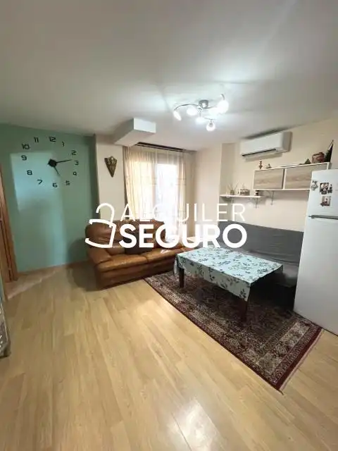Bedroom of Attic for rent in Aranjuez  with Air Conditioner, Heating and Terrace
