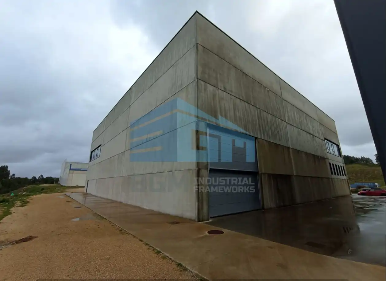 Exterior view of Industrial buildings for rent in Barro