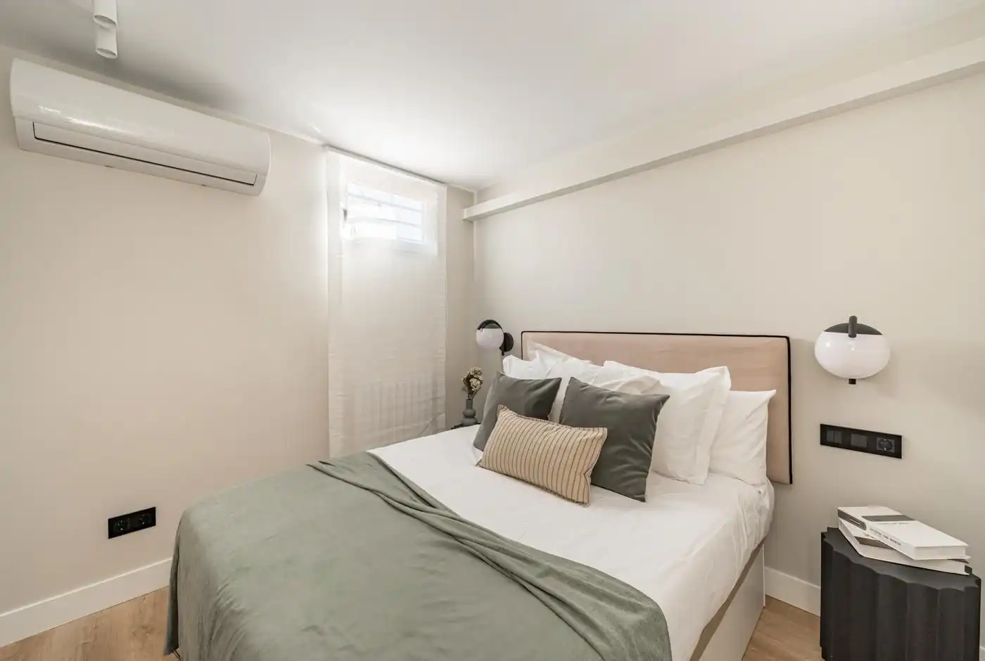 Habitación de Piso en venta en Madrid con Aire acondicionado y Calefacción