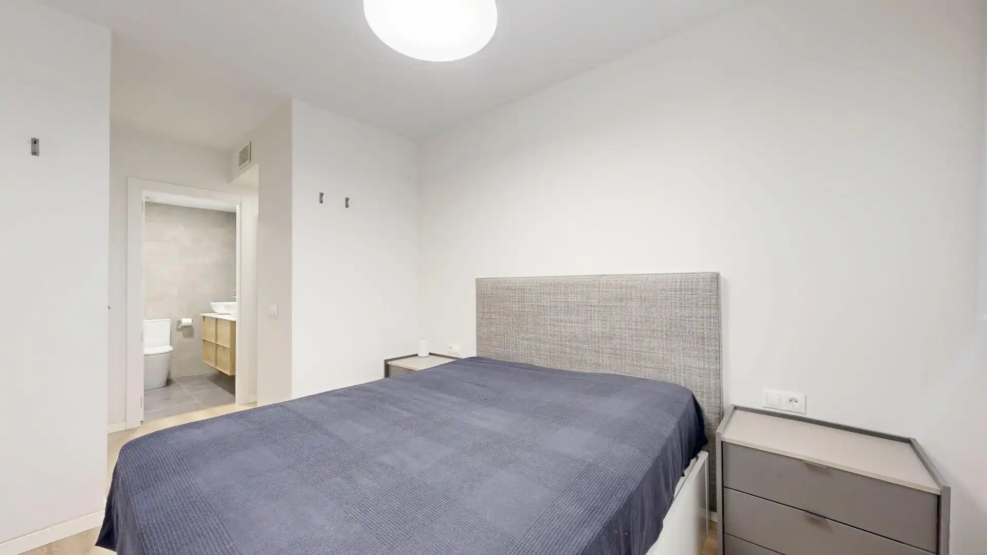 Bedroom of Flat for sale in Benicalap