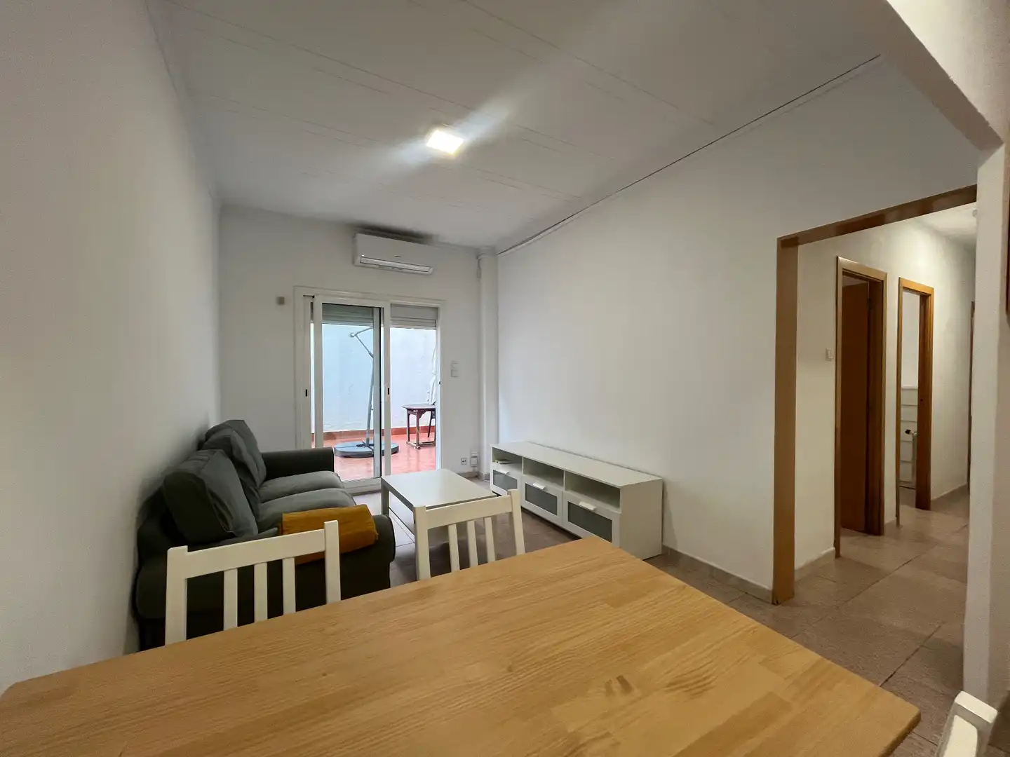 Sala de estar de Planta baja de alquiler en Cerdanyola del Vallès con Calefacción, Terraza y Trastero