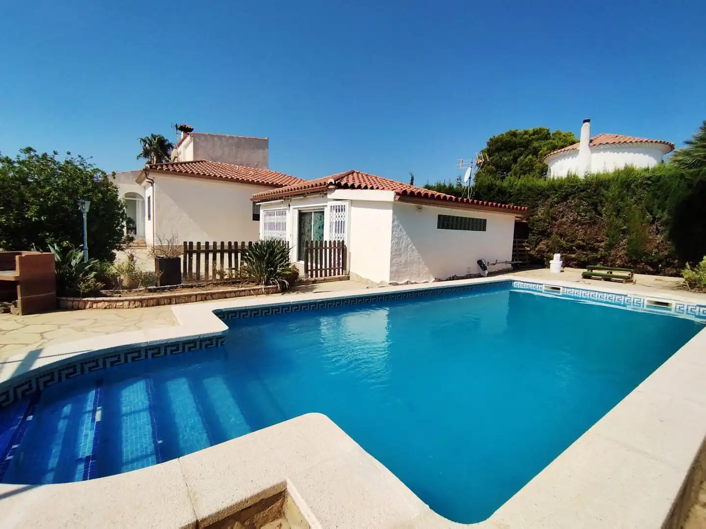 Chalet con piscina en venta en Avinguda de les Tres Cales, imagen 2