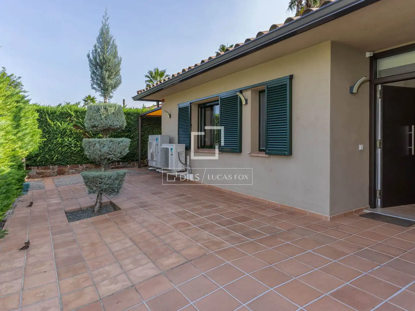 Villa mit Pool zum Verkauf in Navata, imagen 5