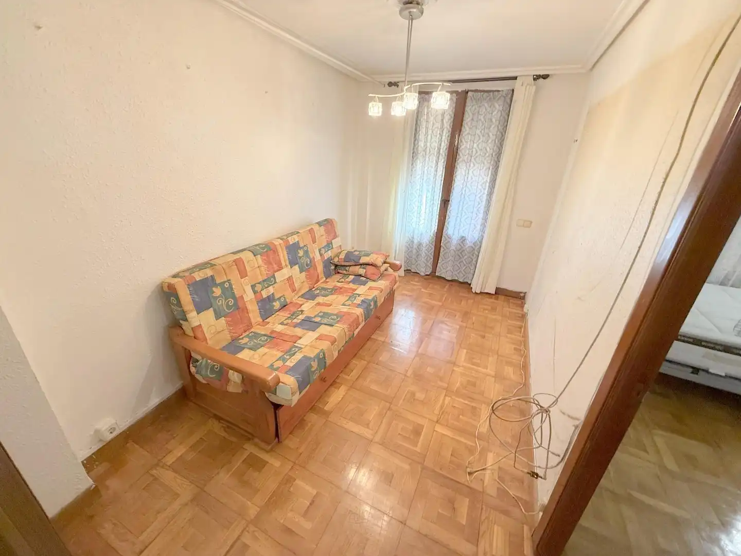 Dormitori de Apartament en venda en Estella / Lizarra amb Parquet i Balcó